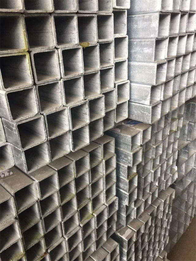 低合金 Q355B 江苏江苏江苏镀锌无缝方管 工程专用无缝江苏江苏江苏镀锌方管